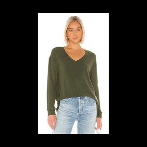 Cupcakes & Cashmere Gazella V-Neck Top NWT